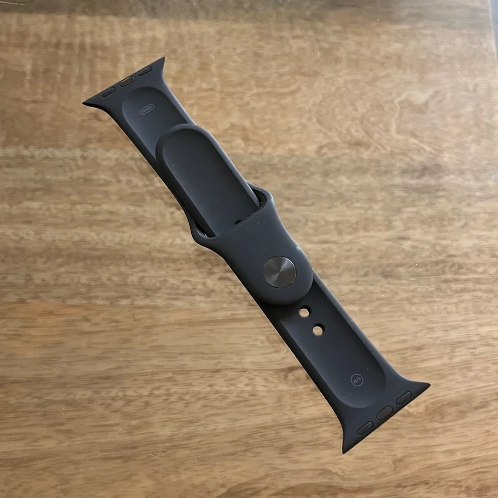 EUC Apple Watch Sport Band S/M 42mm in Jet Black